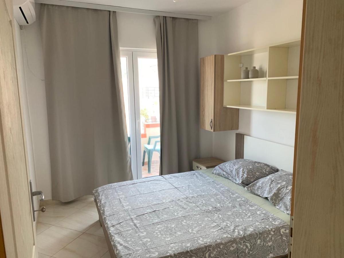 Apartments Nurkovic Dobra Voda Rom bilde