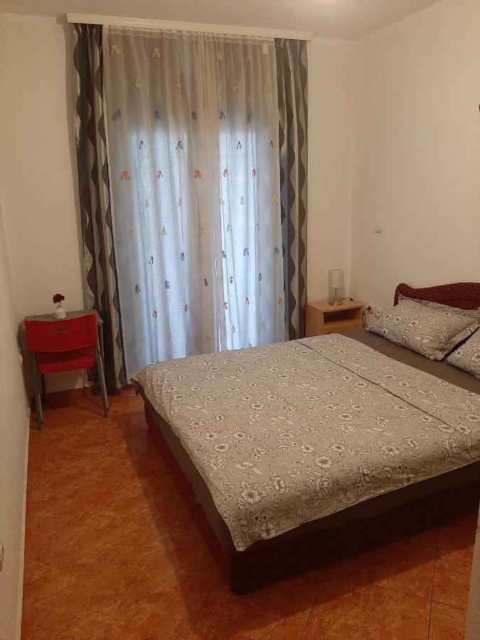 Apartments Nurkovic Dobra Voda Rom bilde