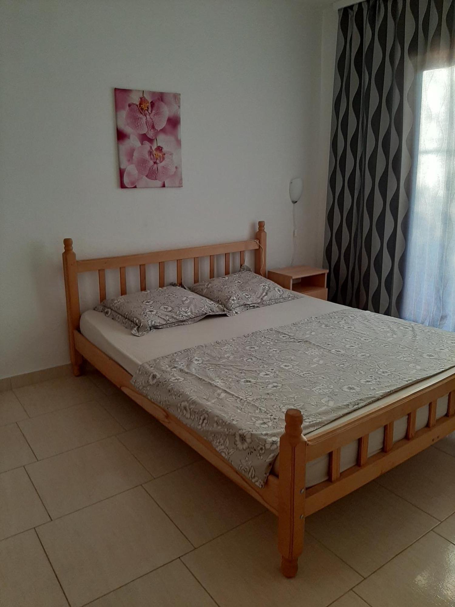 Apartments Nurkovic Dobra Voda Rom bilde