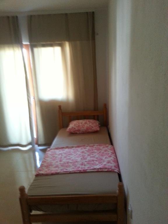 Apartments Nurkovic Dobra Voda Rom bilde