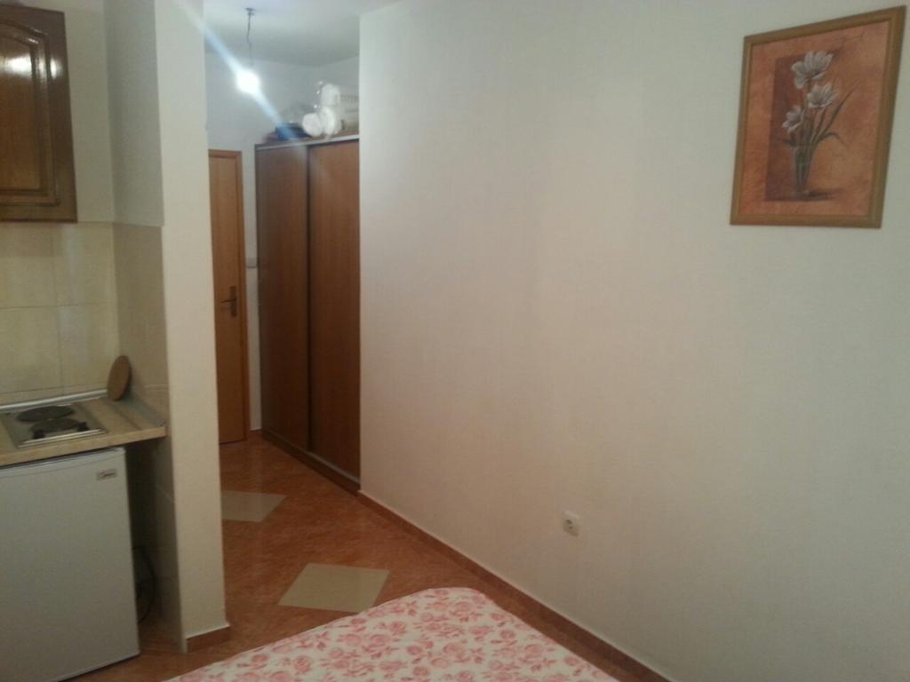 Apartments Nurkovic Dobra Voda Eksteriør bilde